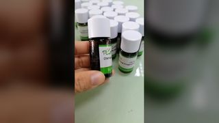 زيت عطري فاخر من زهر الفاوانيا للشموع وأجهزة نشر الروائح