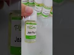 زيت عطري لشمعة خشب الأرز والعنبر والياسمين الفاخر
