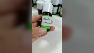 زيت عطري صمغي العنب الأخضر