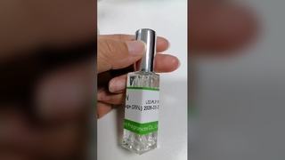 خلاصة عطر جوز الهند لشامبو جل الاستحمام